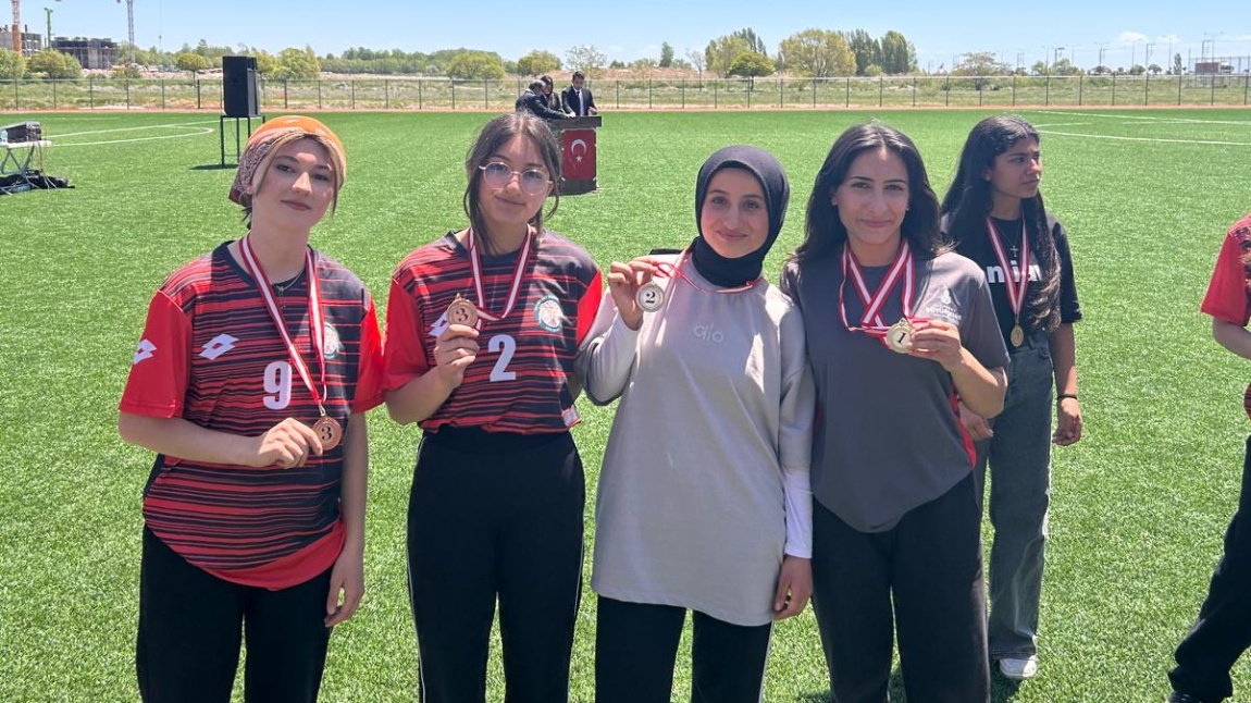 19 Mayıs İlçe Atletizmde İkinci Olduk !